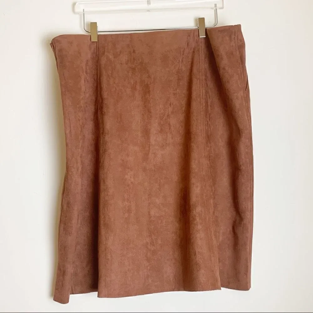 Ulla Popken Faux Suede Seam Detail Stretch Skirt, Gold Brown 20/22